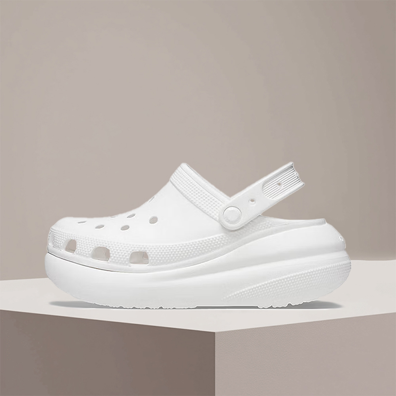 Croc Style Clog - Crocs Classic Crush Clog White Colorway